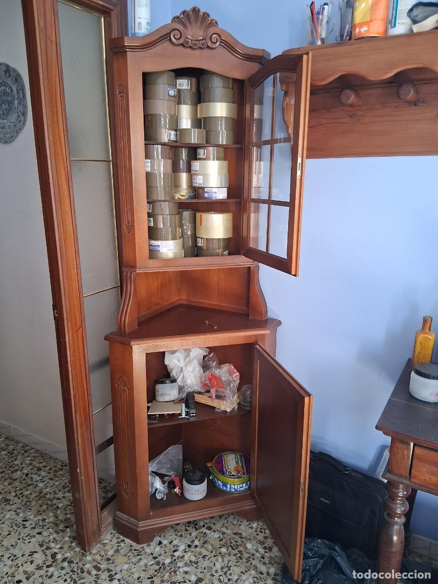 Antig&uuml;edades: Mueble de madera con vitrina esquinera - Foto 5