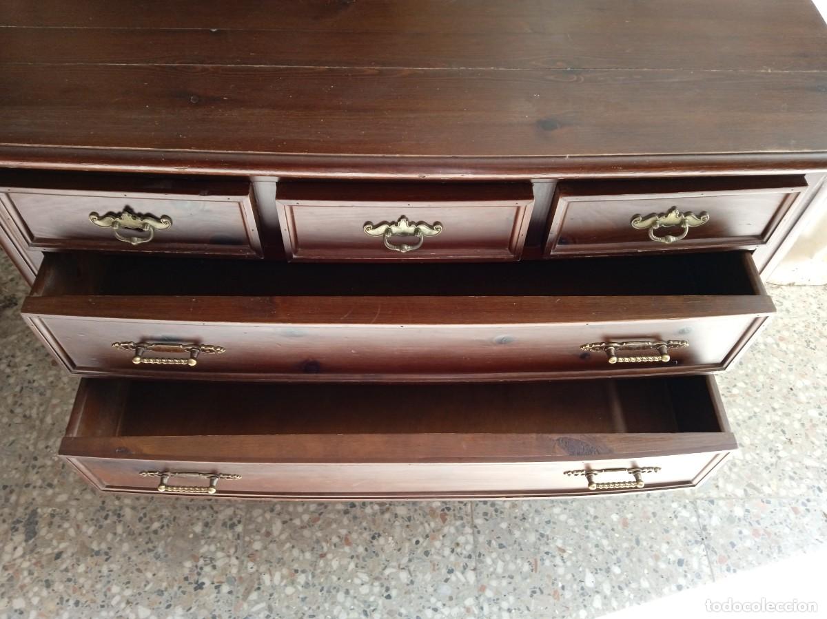 Antig&uuml;edades: Mueble c&oacute;moda cajonera de madera maciza - Foto 6