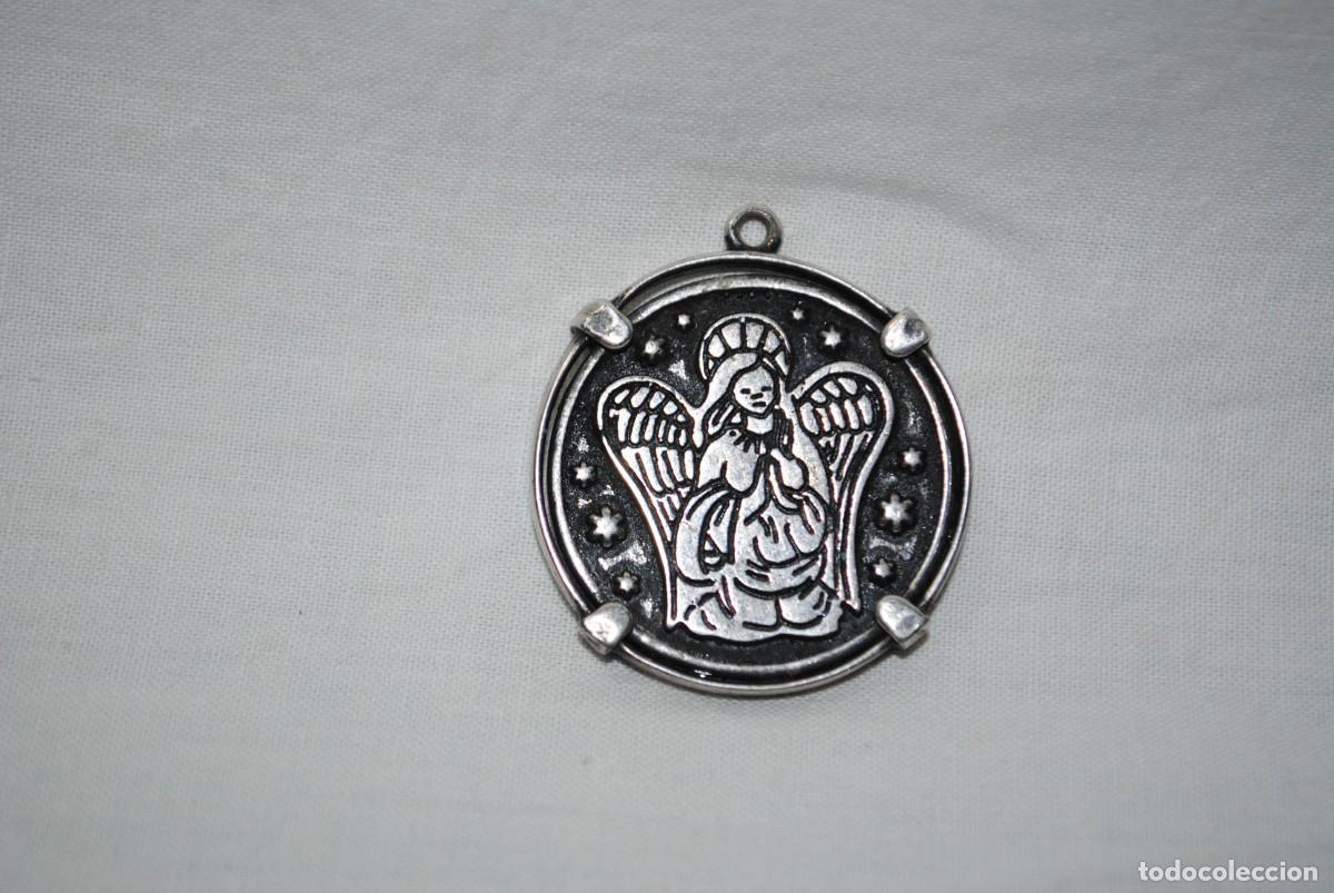 Antig&uuml;edades: MEDALLA DEL ANGEL DE LA GUARDA - Foto 1