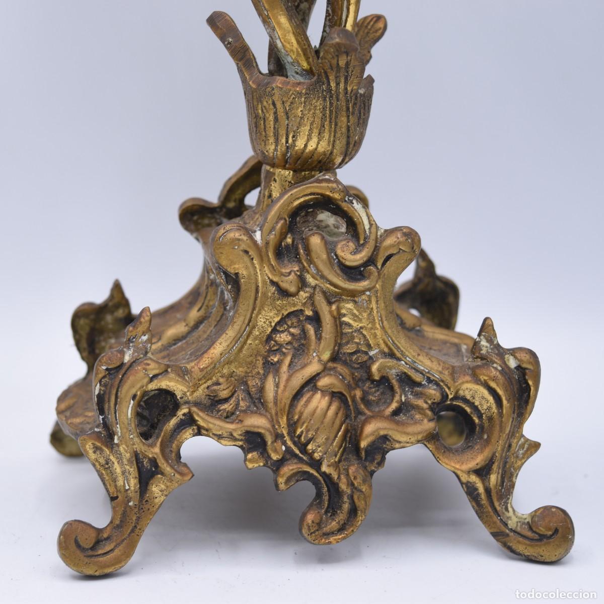 Antig&uuml;edades: Candelabros de bronce antiguos - Foto 2