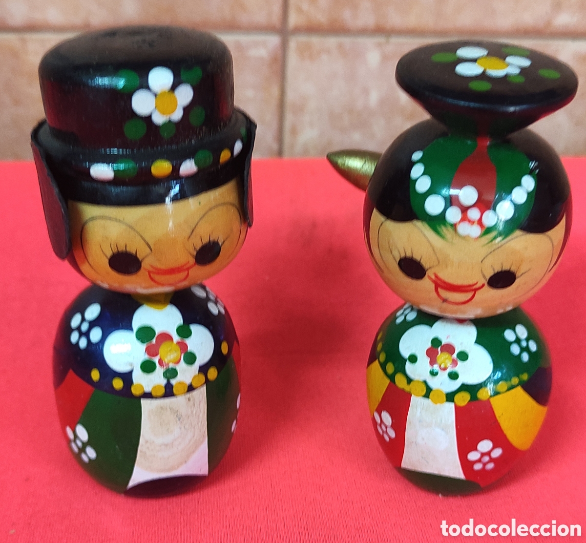 Antig&uuml;edades: Figuras Kokeshi japonesas - Foto 1