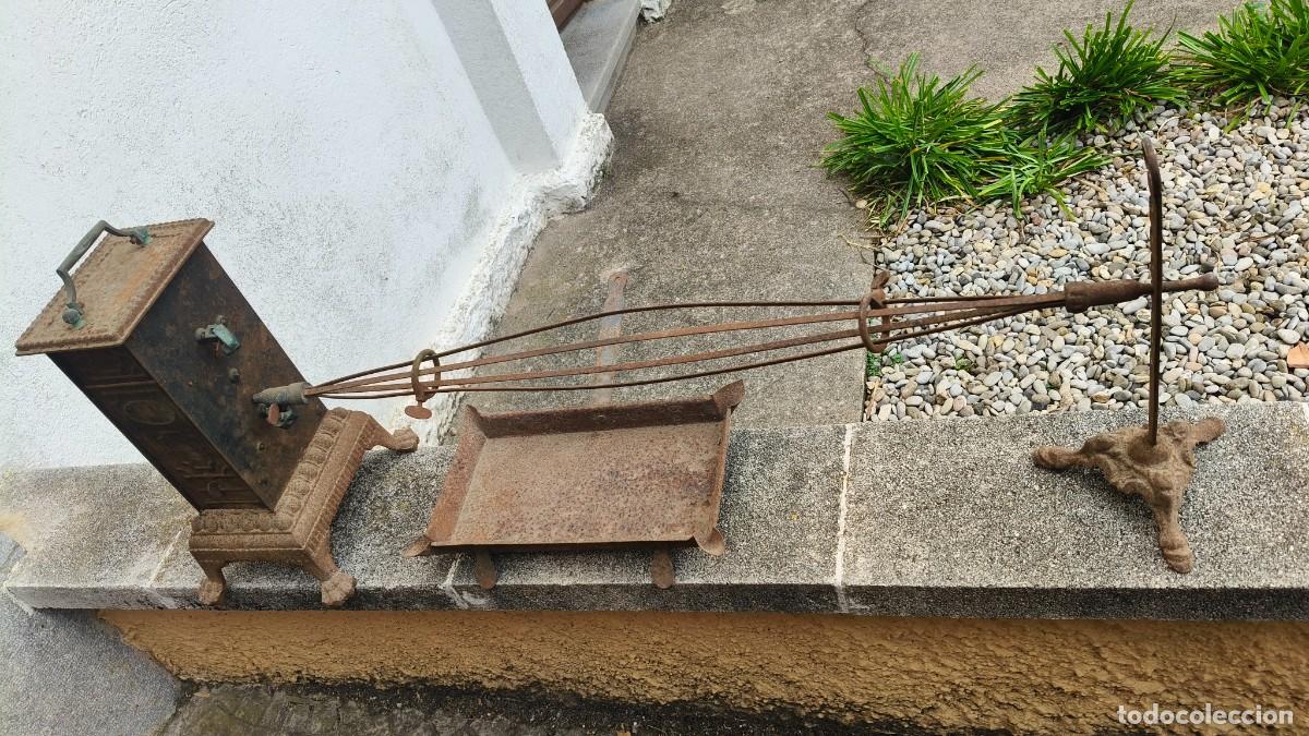 Antig&uuml;edades: Ancienne broche r&ocirc;tissoire 19e si&egrave;cle compl&egrave;te avec ses 4 &eacute;l&eacute;ments indispensables - Foto 1