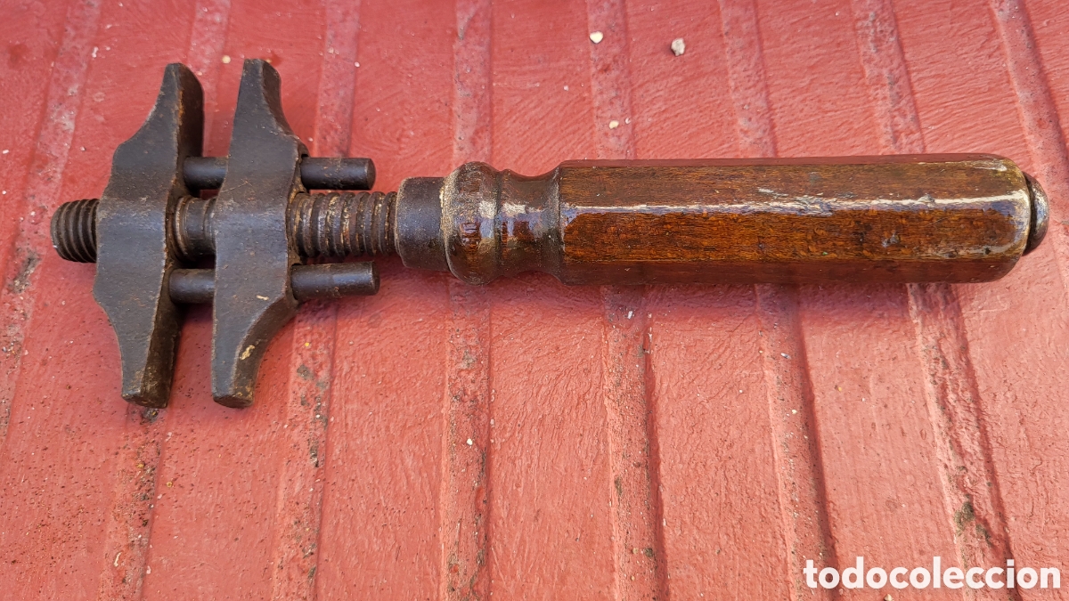 Antig&uuml;edades: Antiguo sargento carpintero - Foto 2