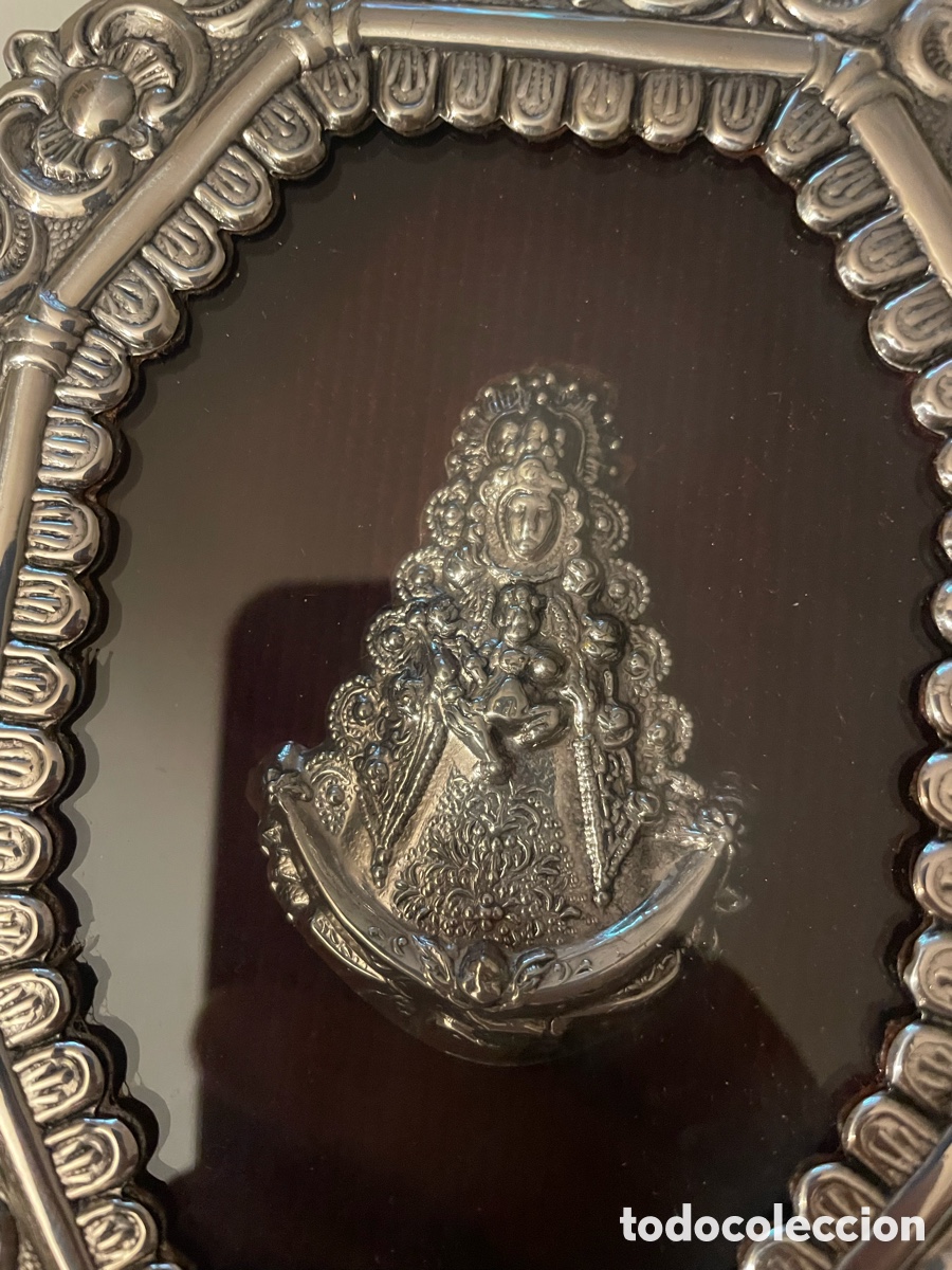 Antig&uuml;edades: Medalla Virgen del Roc&iacute;o de plata - Foto 4