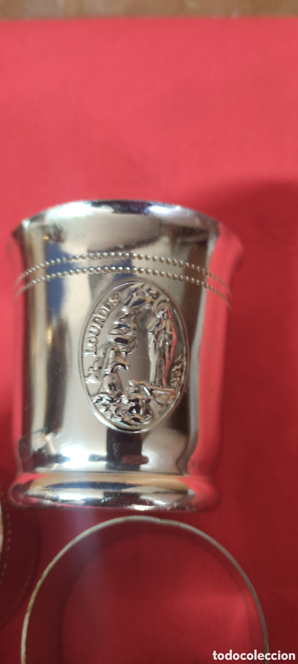 Antig&uuml;edades: Lote Lourdes servilleteros y vaso - Foto 4
