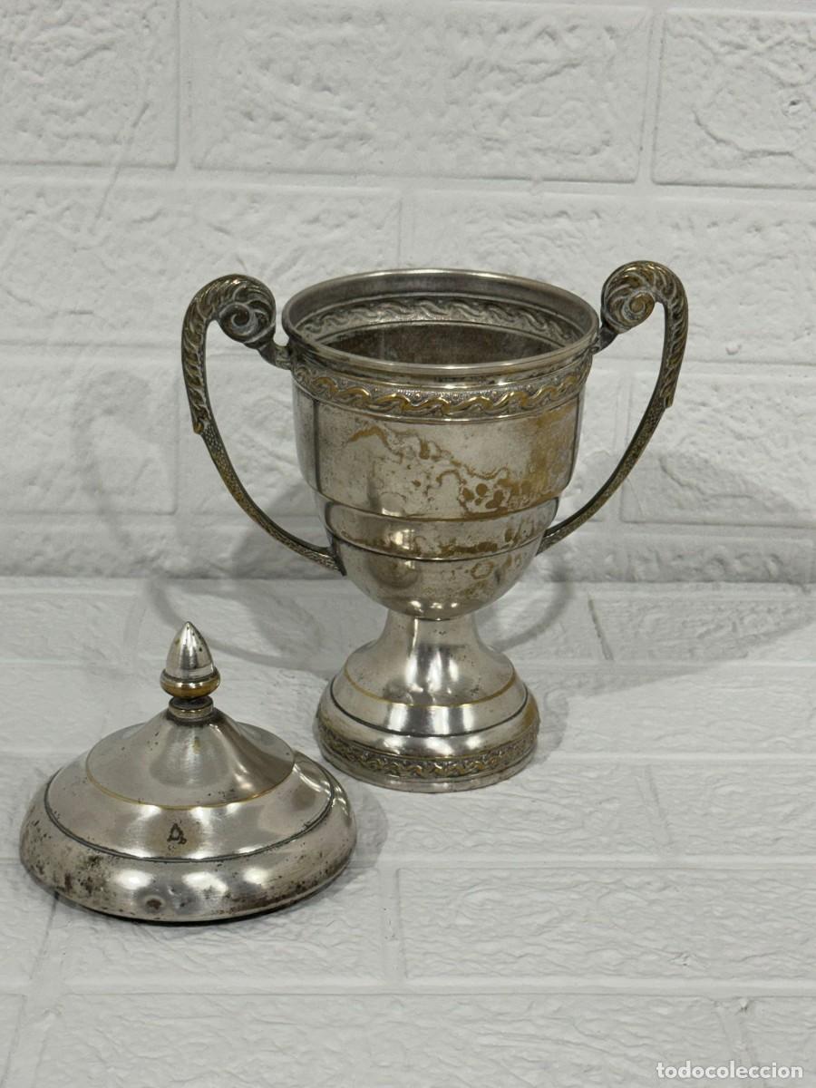Antig&uuml;edades: Antigua copa trofeo tipo c&aacute;liz - Foto 3