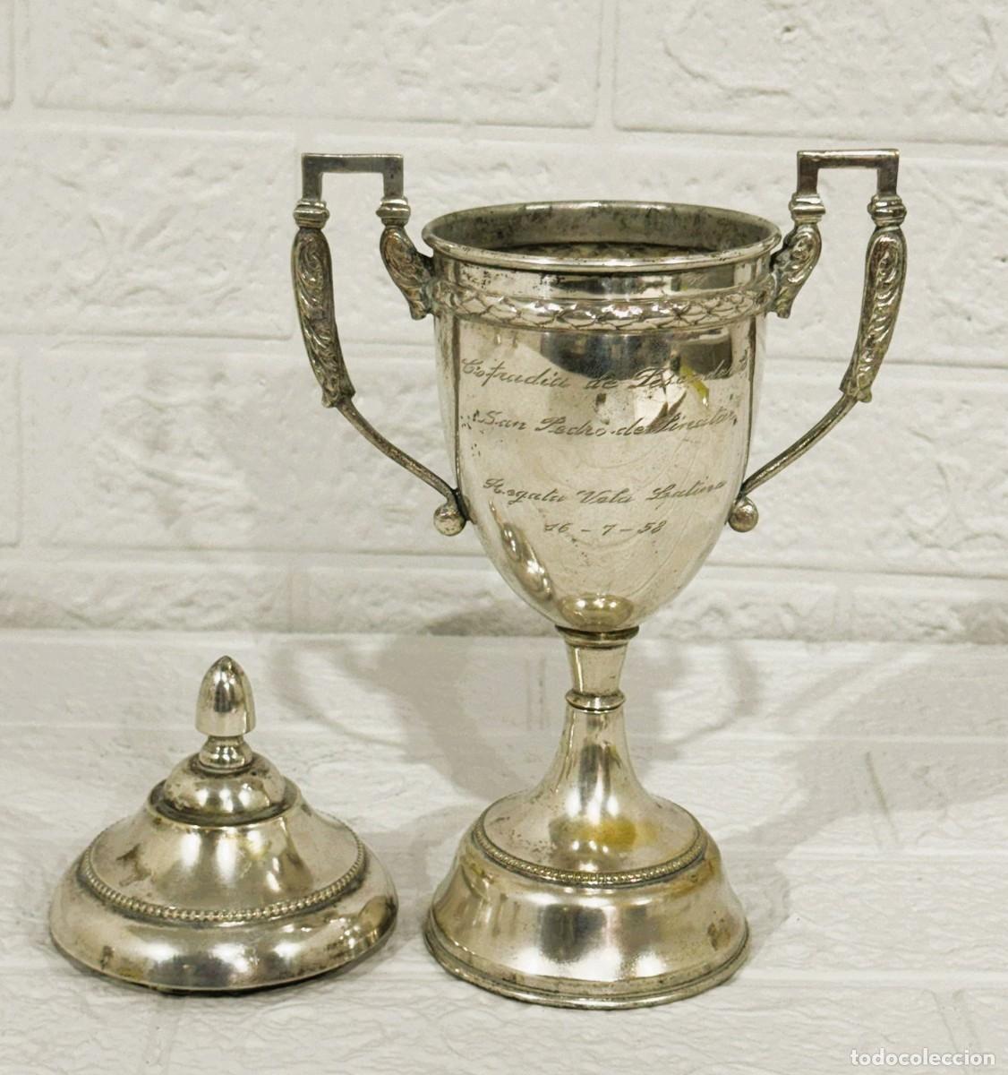 Antig&uuml;edades: Antigua copa trofeo tipo c&aacute;liz - Foto 3