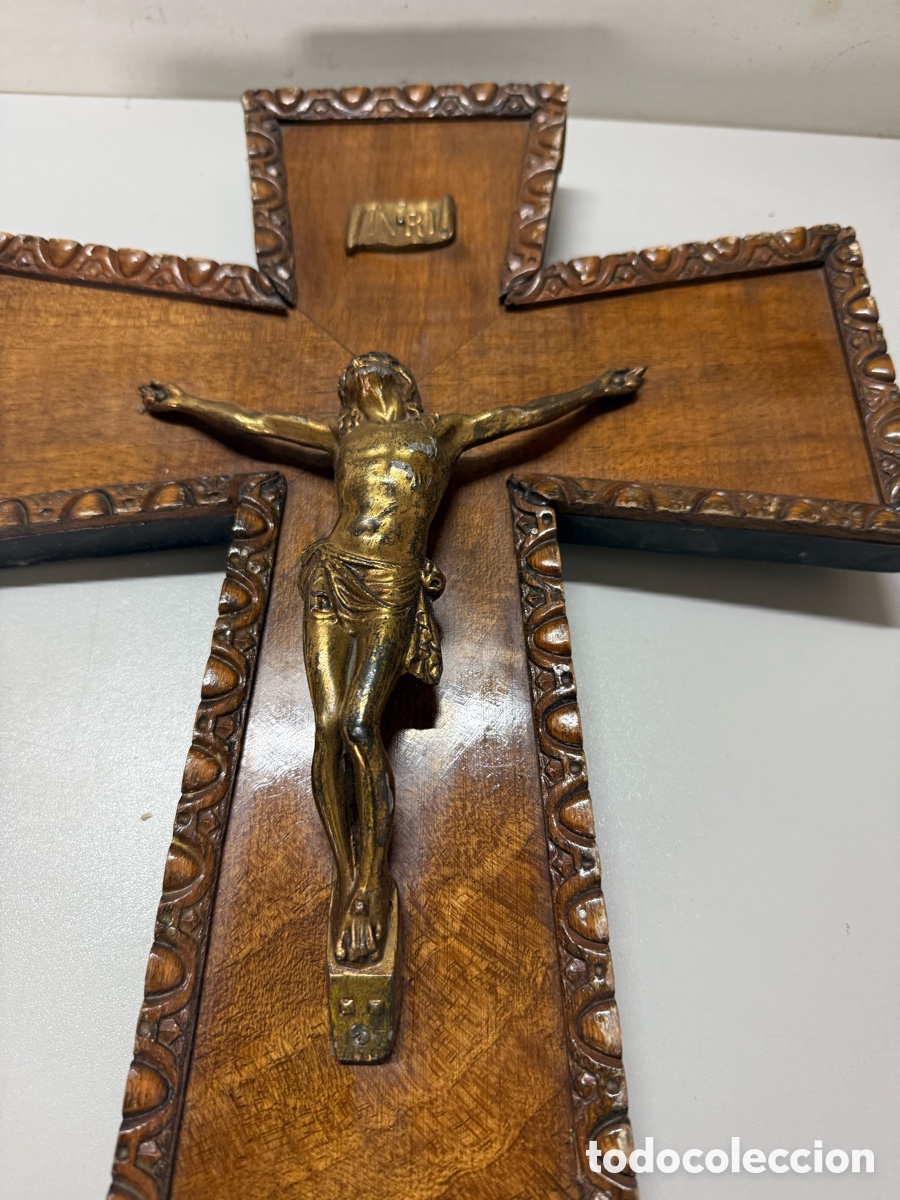 Antig&uuml;edades: Crucifijo, antiguo de madera y bronce - Foto 2