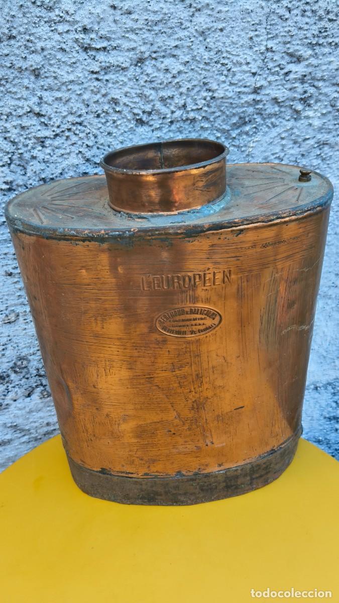 Antig&uuml;edades: Machine a pulv&eacute;riser nue cuivre martel&eacute; 1920 - Foto 1