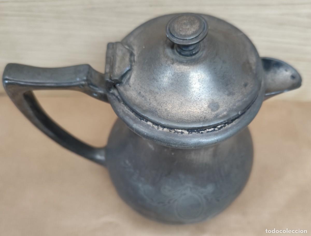 Antig&uuml;edades: Jarra de esta&ntilde;o finales siglo XIX - Foto 3