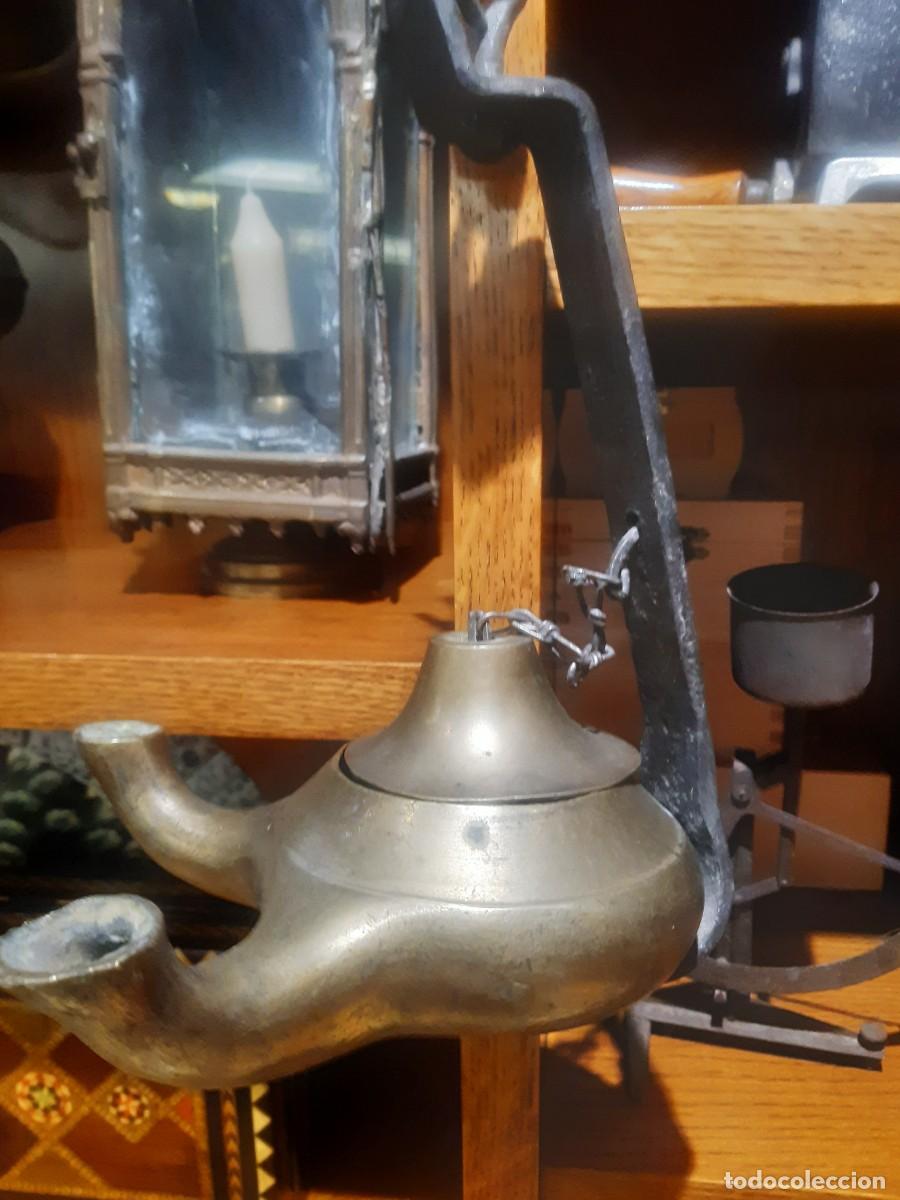 Antig&uuml;edades: CANDIL DE DOS SALIDAS O BRAZOS. - Foto 3