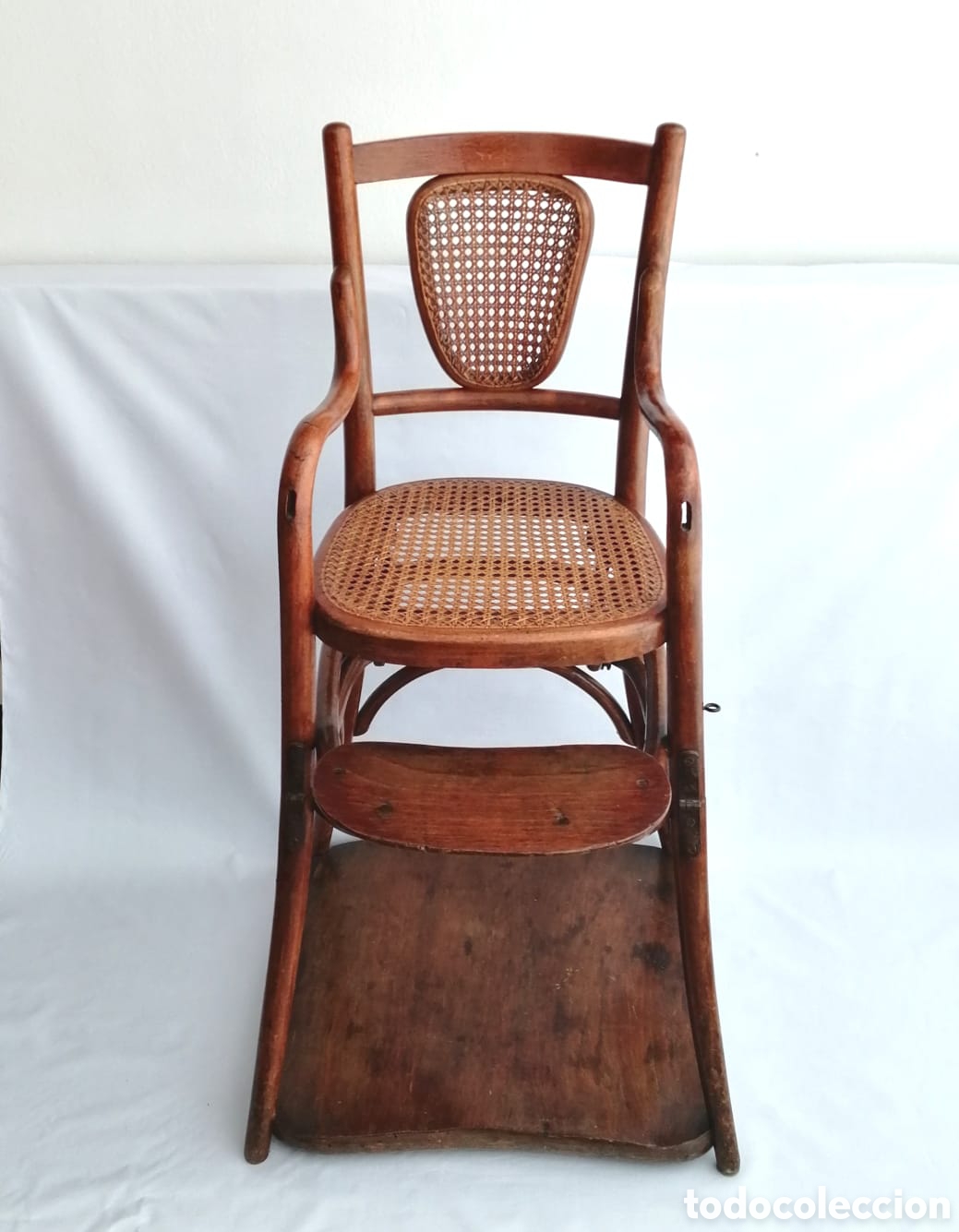 Antig&uuml;edades: Trona mesa Thonet circa 1900 - Foto 1
