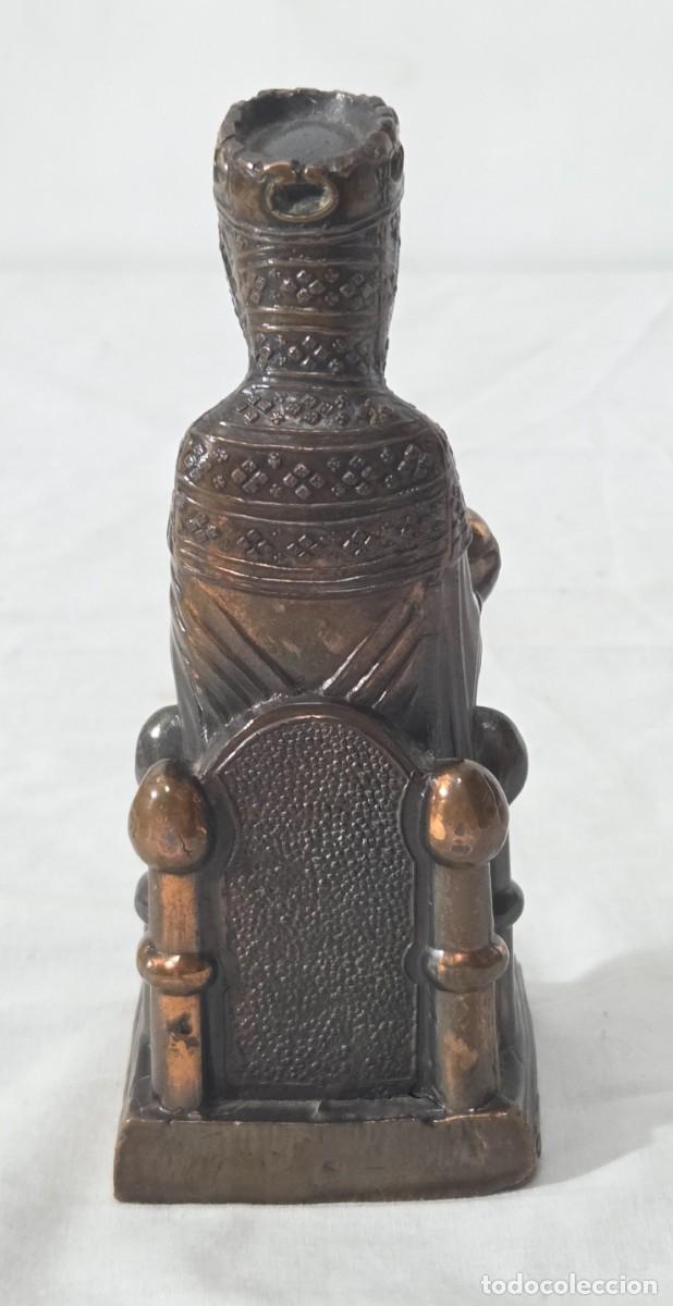 Antig&uuml;edades: Figura de plomo, N.S. De Montserrat - Foto 7