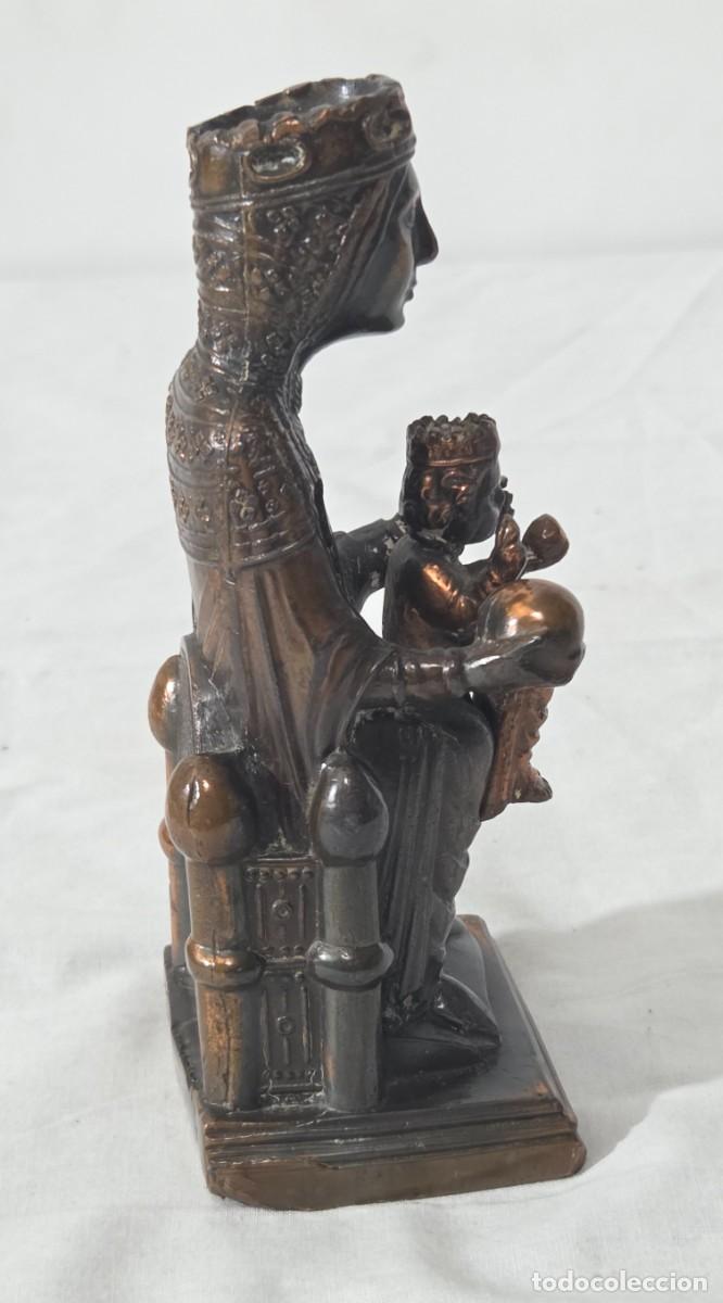Antig&uuml;edades: Figura de plomo, N.S. De Montserrat - Foto 9
