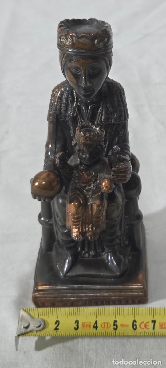 Antig&uuml;edades: Figura de plomo, N.S. De Montserrat - Foto 16