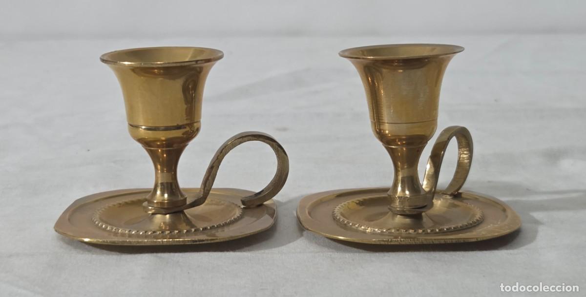 Antig&uuml;edades: Pareja de palmatorias de bronce - Foto 6