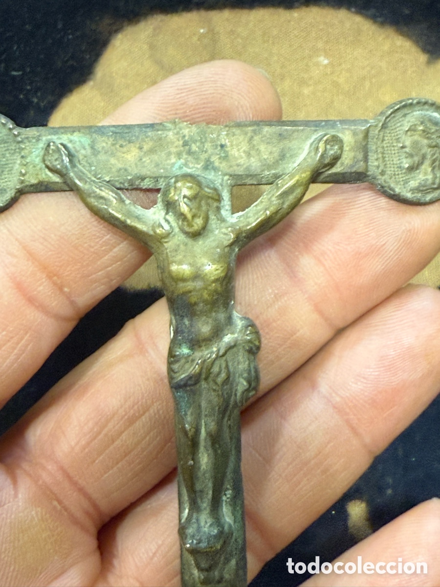 Antig&uuml;edades: Antigua cruz de bronce - Foto 2