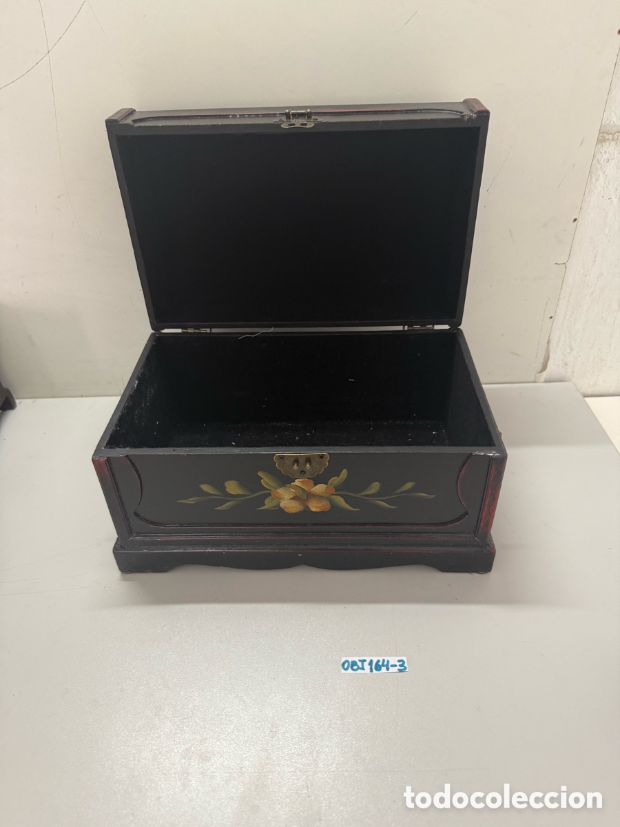 Antig&uuml;edades: Caja, ba&uacute;l de madera, pintada, mano - Foto 3