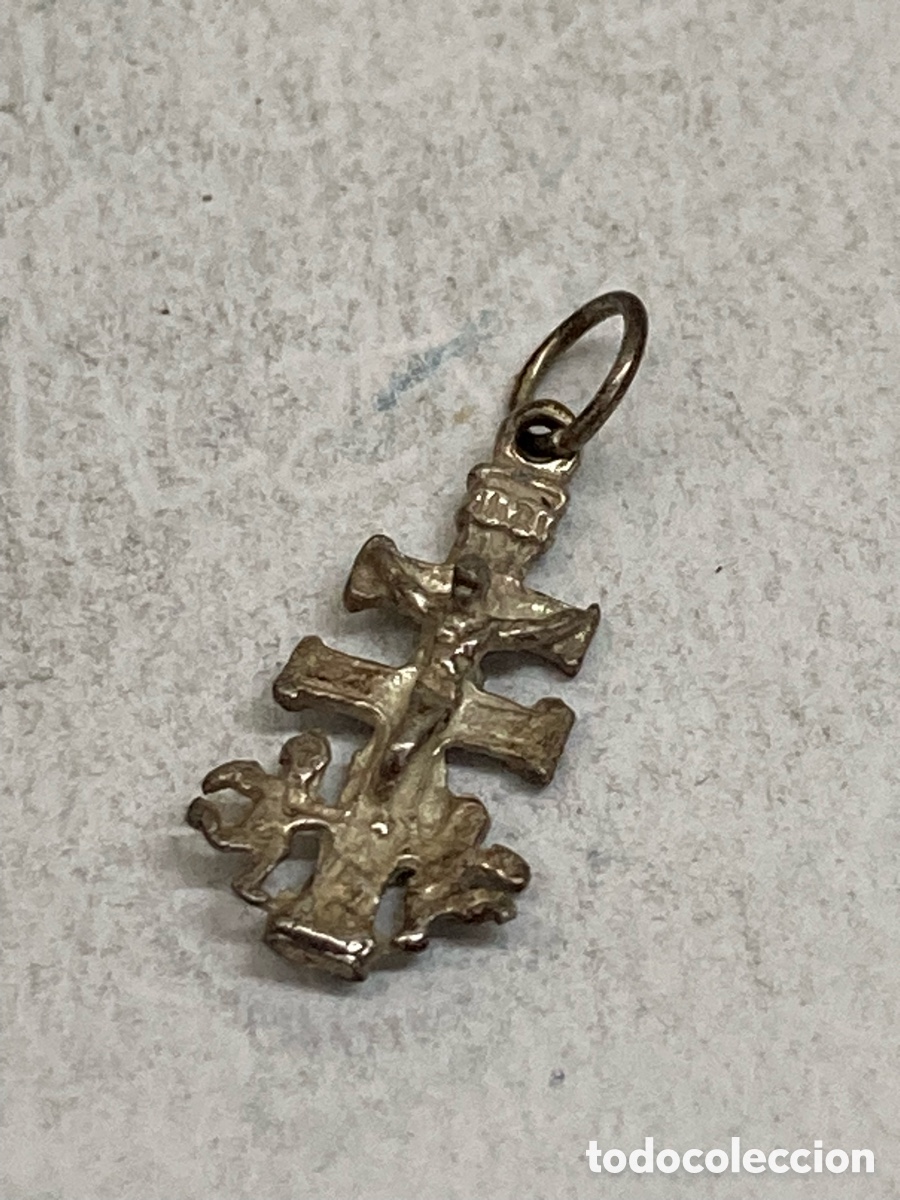 Antig&uuml;edades: Cruz de plata religiosa C410 - Foto 1
