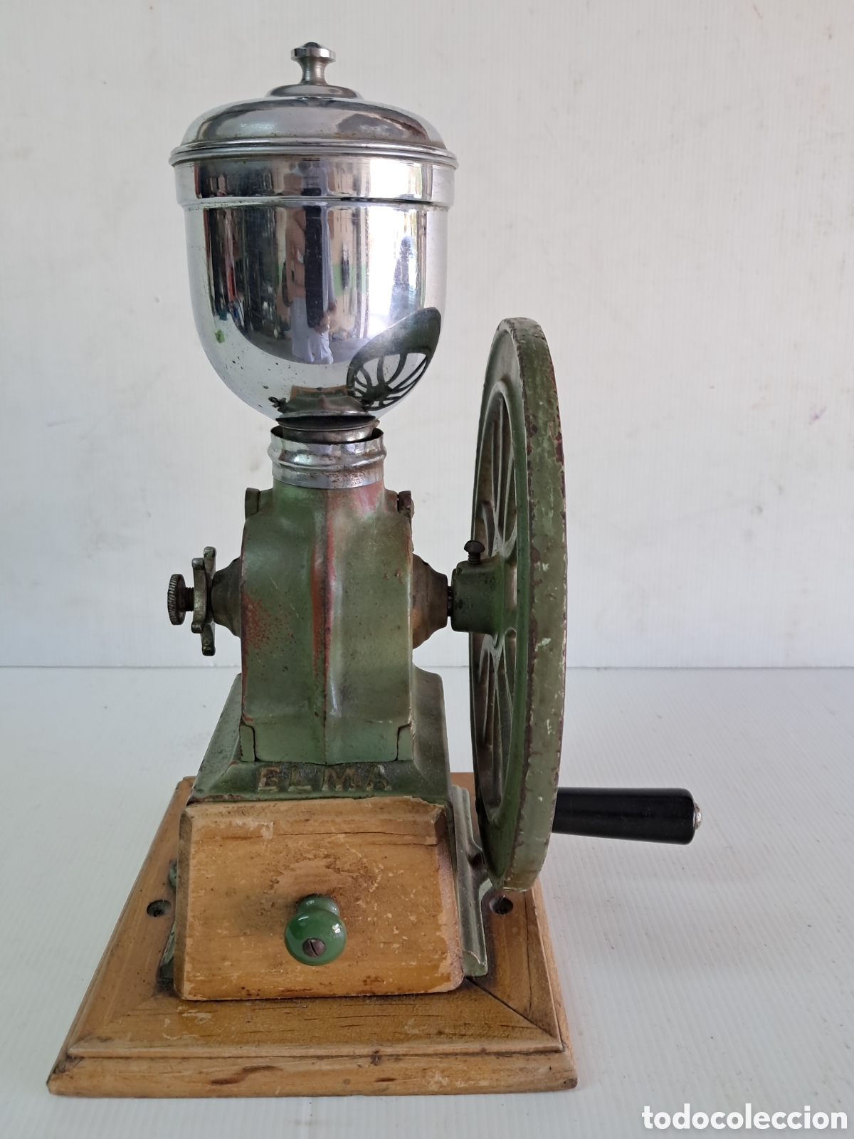 Antig&uuml;edades: Molinillo caf&eacute; de volante ELMA en excelentes condiciones - Foto 1
