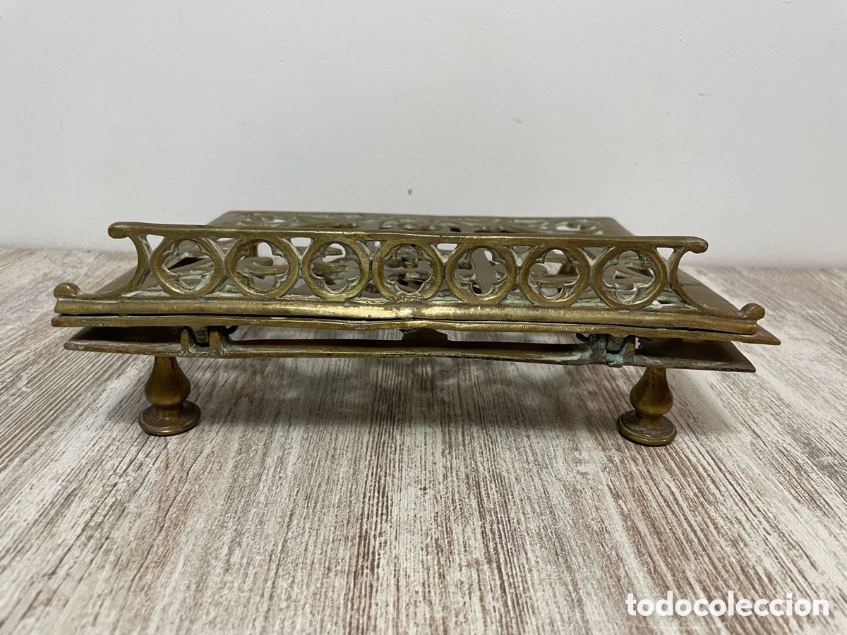 Antig&uuml;edades: ATRIL RELIGIOSO BRONCE - Foto 11