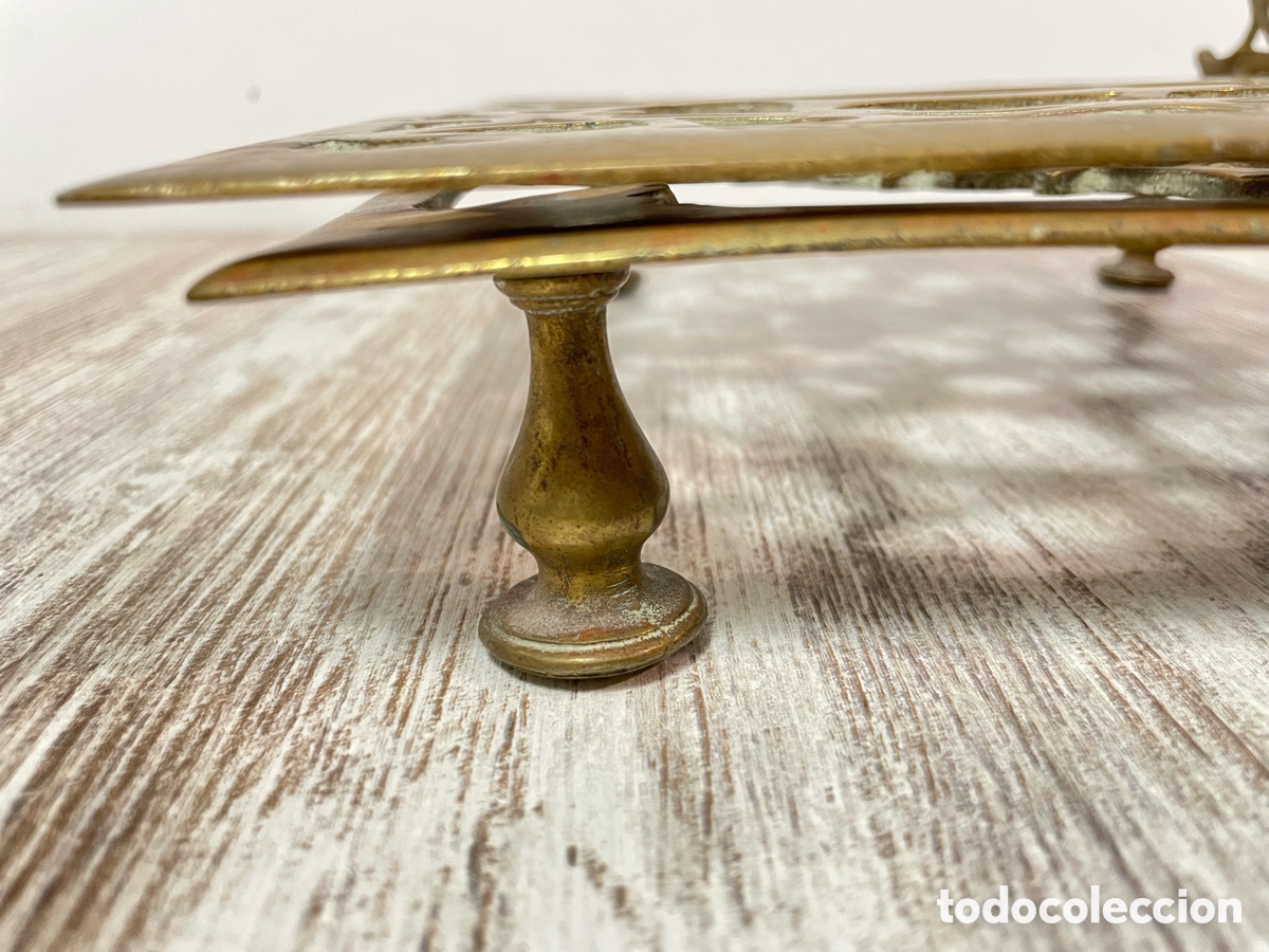 Antig&uuml;edades: ATRIL RELIGIOSO BRONCE - Foto 12