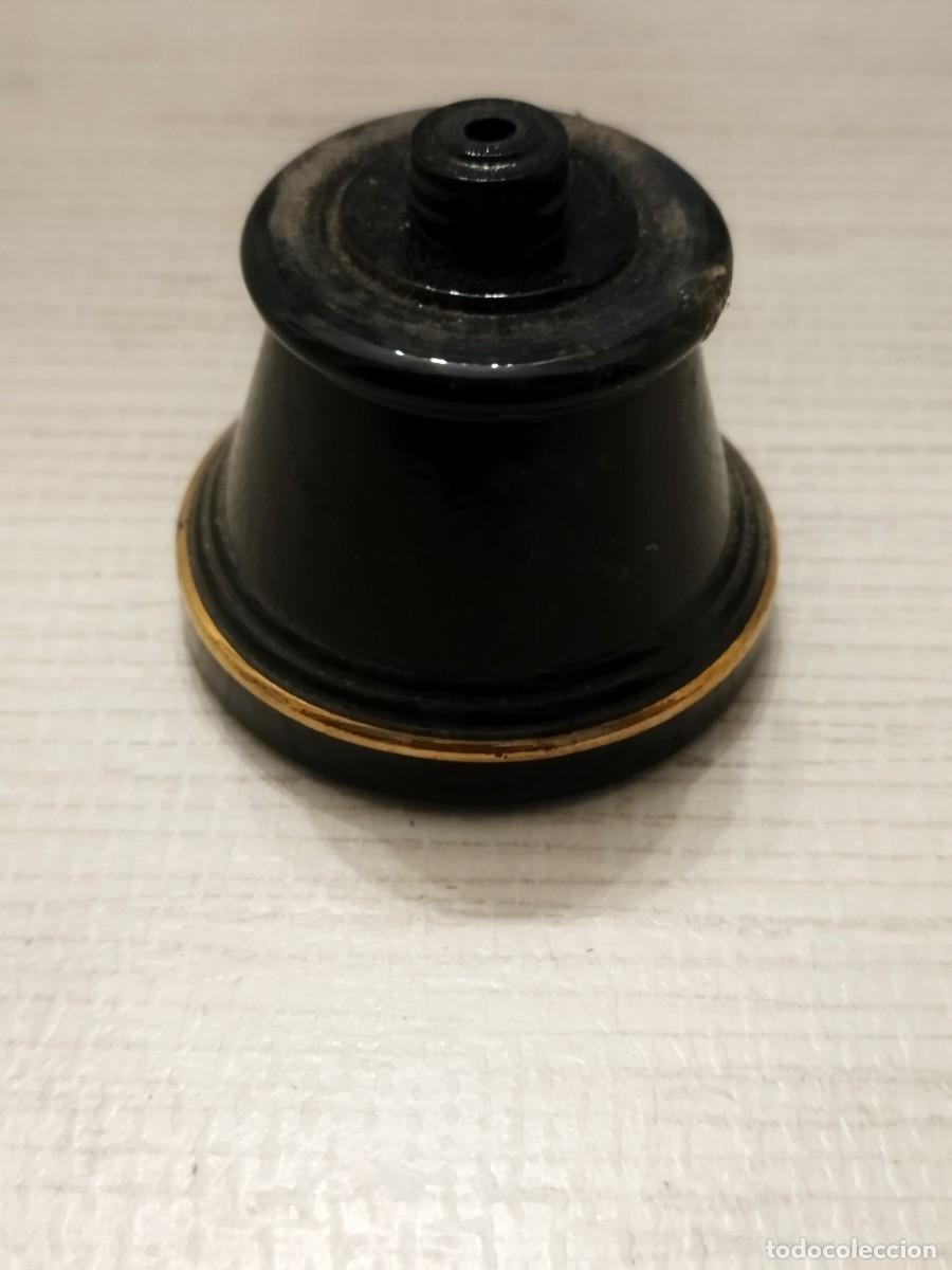 Antiguidades: Antiguo aislante el&eacute;ctrico? Pieza de tel&eacute;fono? Peana de porcelana pintada.
