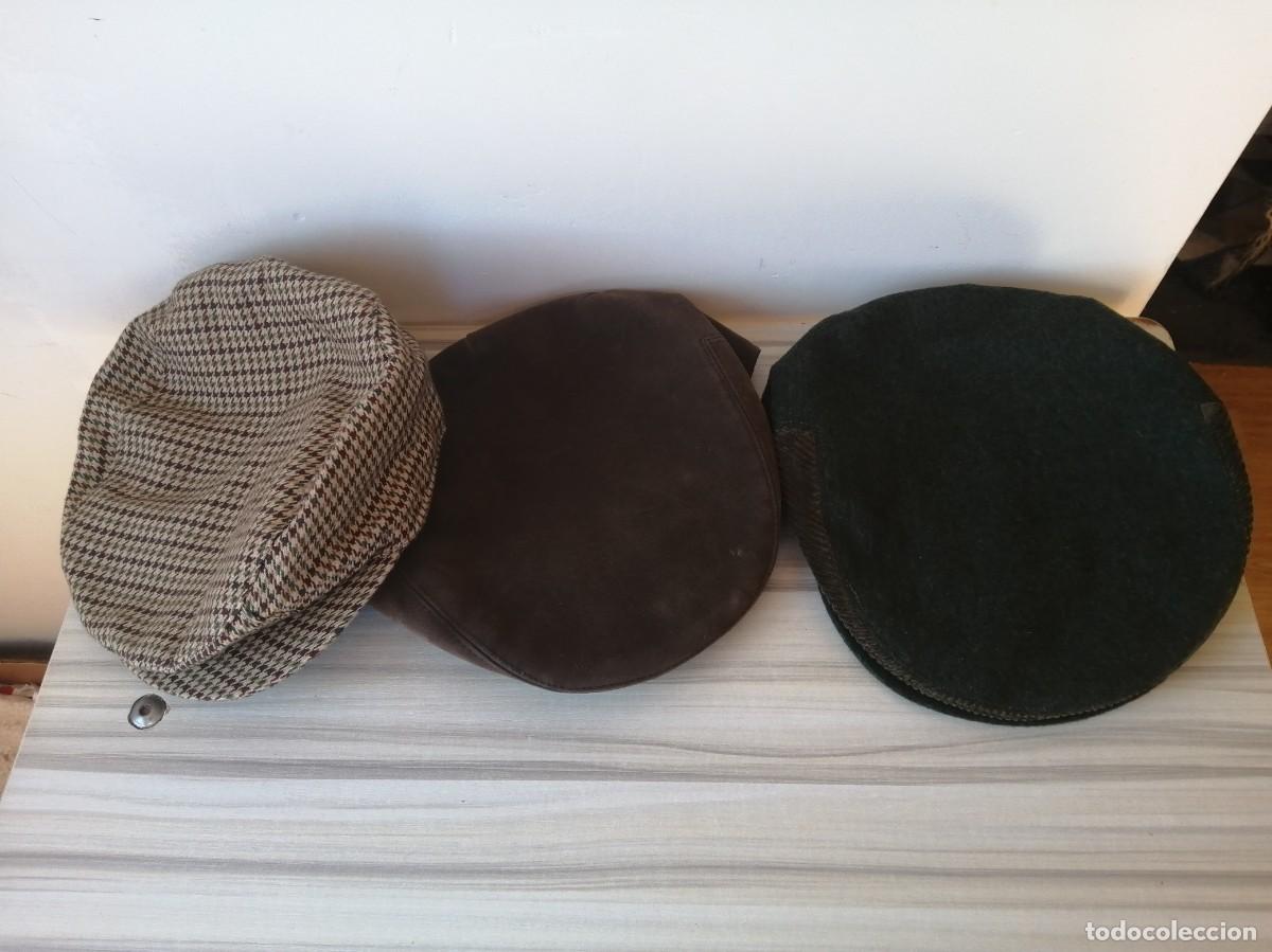 Antig&uuml;edades: Tres gorras marca Beirets - Foto 1