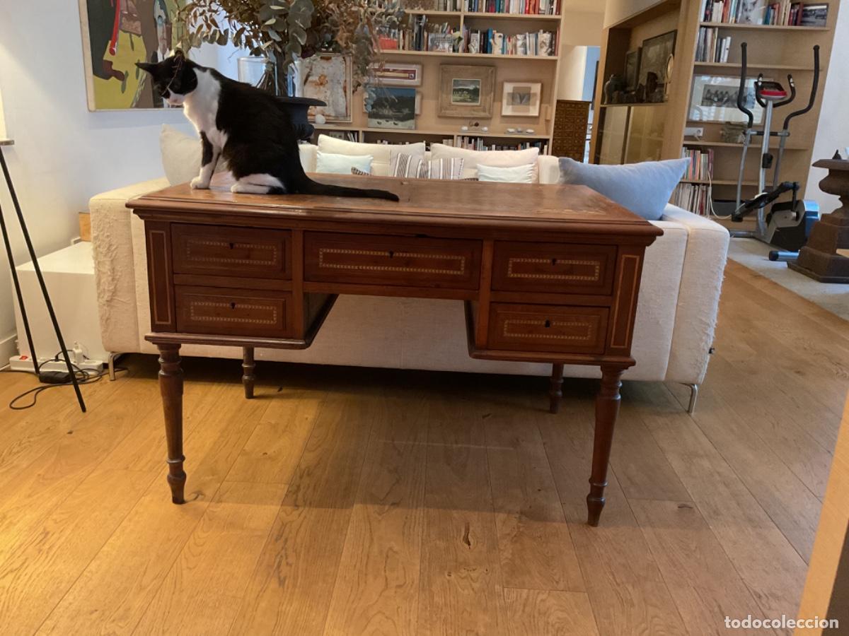 Antig&uuml;edades: Mesa despacho estilo Holand&eacute;s - Foto 1