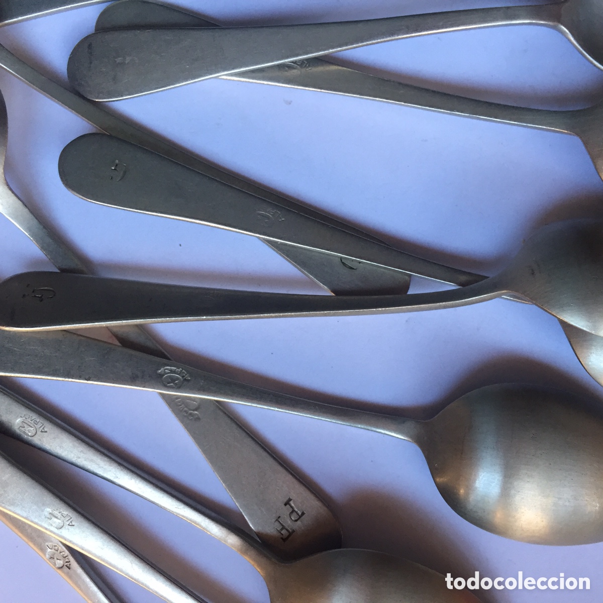 Antig&uuml;edades: CUCHARILLAS DE POSTRE ALPACA LOTE DE 11 - Foto 2