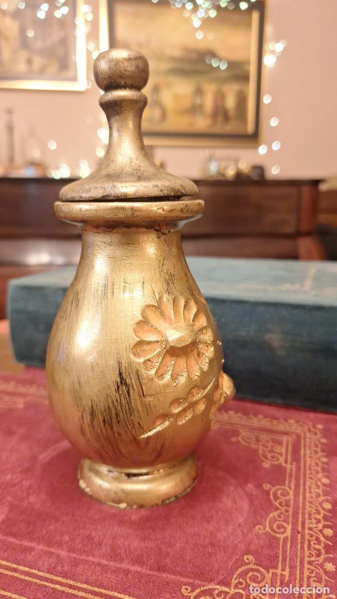 Antig&uuml;edades: Jarr&oacute;n de Madera con Tapa Tallado a Mano - Foto 3