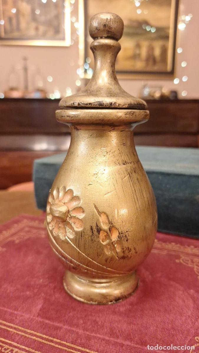 Antig&uuml;edades: Jarr&oacute;n de Madera con Tapa Tallado a Mano - Foto 5