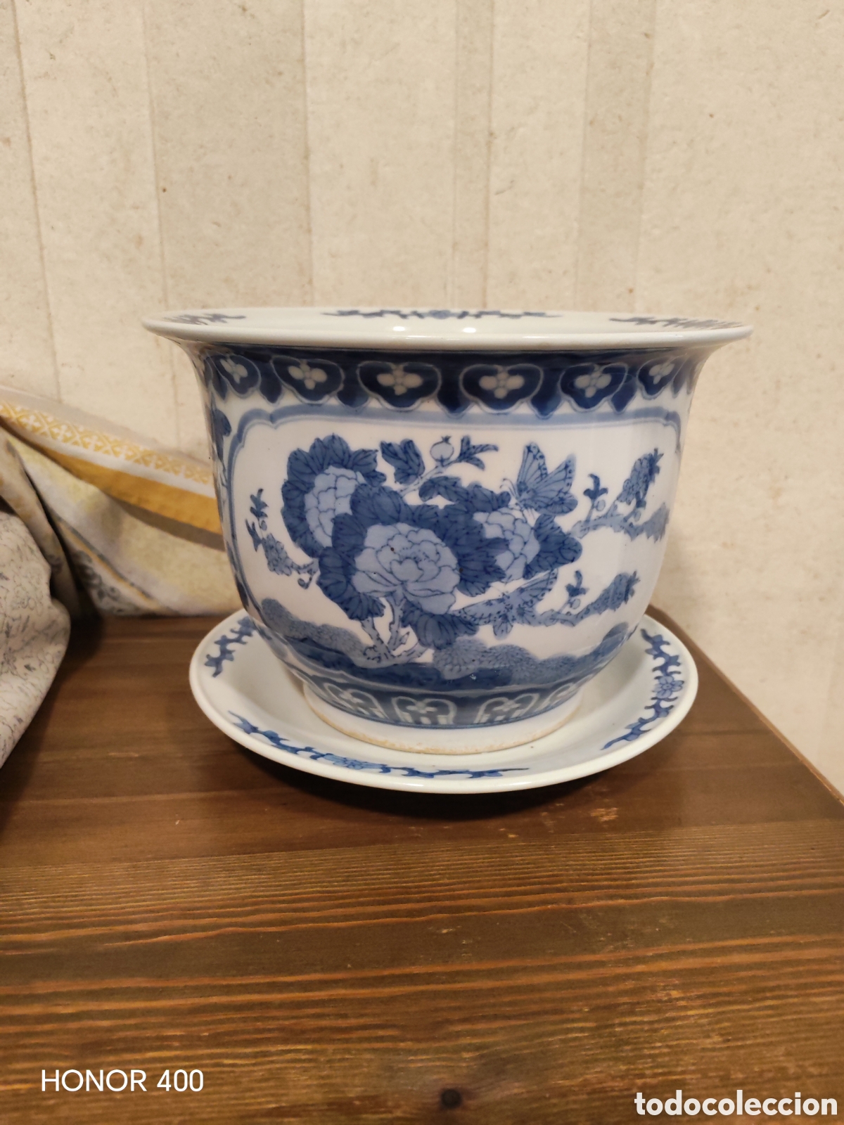Antig&uuml;edades: Macetero antiguo con plato - Foto 1