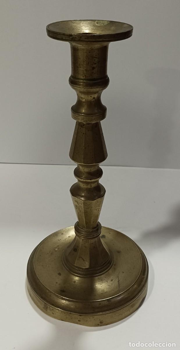 Antig&uuml;edades: CANDELABRO DE BRONCE - Foto 1