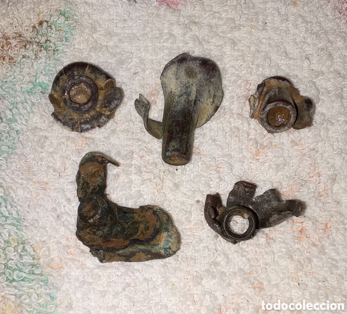 Antig&uuml;edades: LOTE DE CINCO BALAS IMPACTADAS DE LA GUERRA - Foto 1