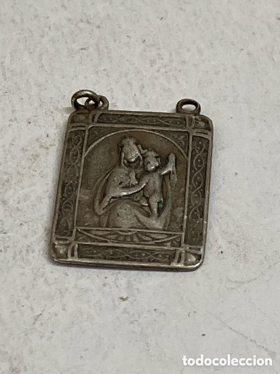 Antig&uuml;edades: Medalla de plata religiosa C411 - Foto 2