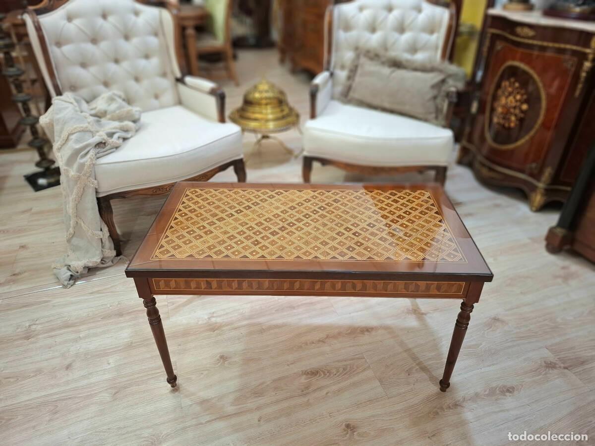 Antig&uuml;edades: Mesa de centro de taracea - Foto 1