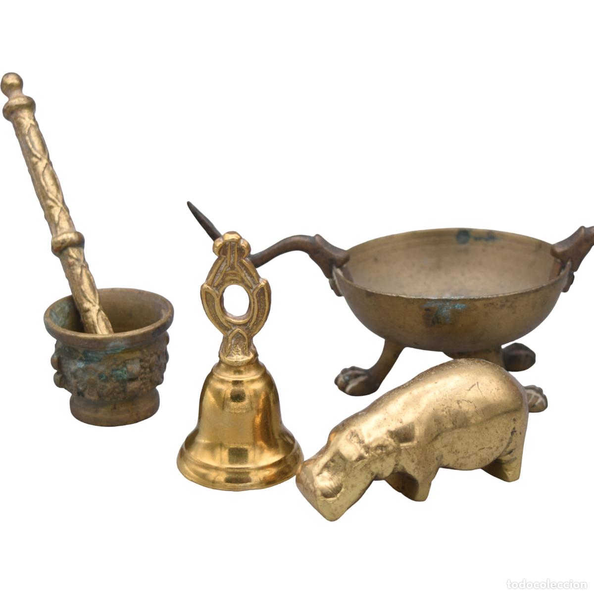 Antig&uuml;edades: Conjunto decorativo de bronce y lat&oacute;n - Foto 1