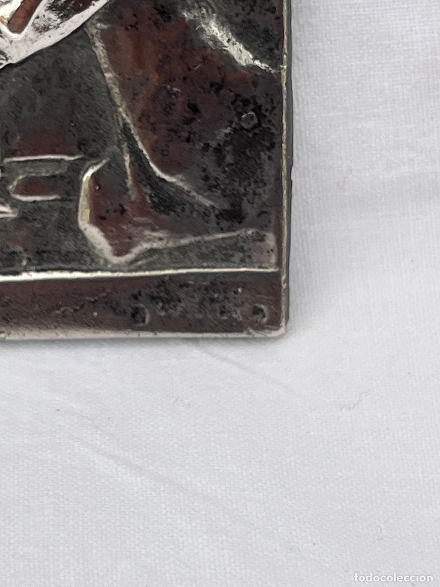 Antig&uuml;edades: Pesebre, bajo relieve, autor: Capdevila( firmado) - Foto 3
