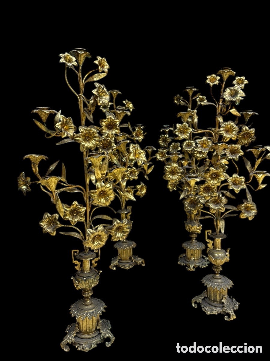 Antig&uuml;edades: Lote de 4 candelabros de metal - Foto 4