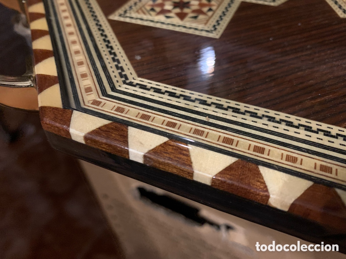 Antig&uuml;edades: Bandeja taracea granadina - Foto 3