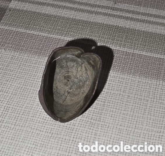 Antig&uuml;edades: Antiguo dedal de cobre - Foto 4