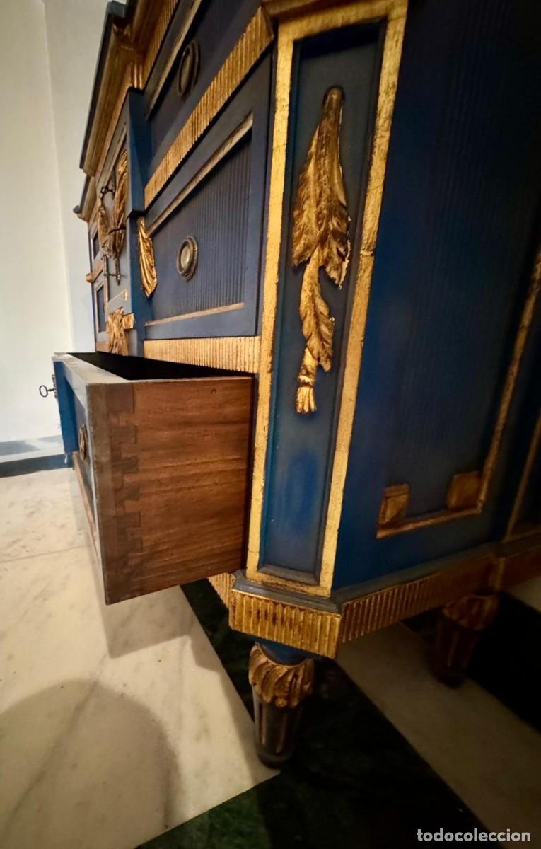 Antig&uuml;edades: C&oacute;moda con espejo cornucopia - Foto 4