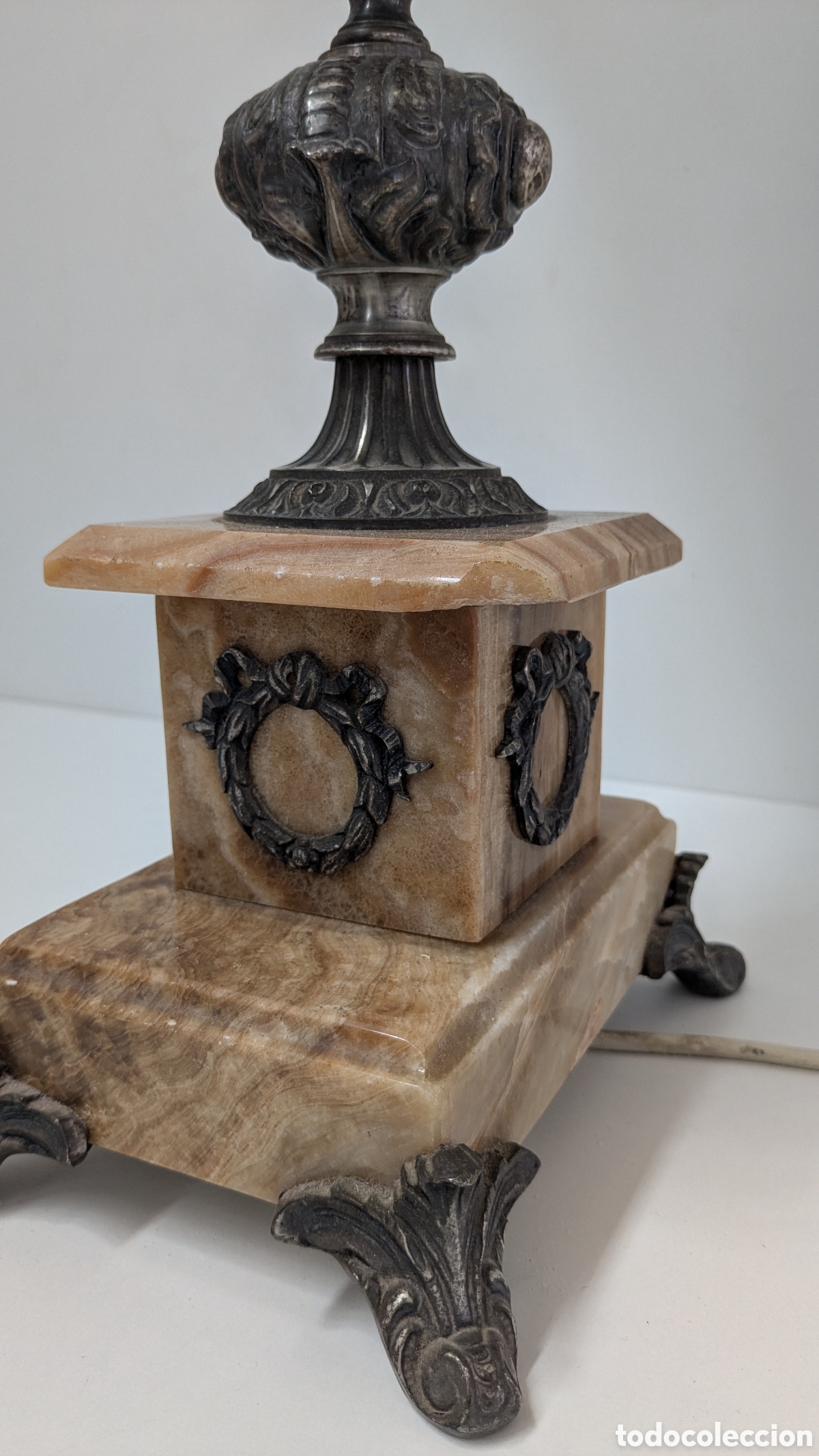 Antig&uuml;edades: L&aacute;mpara de bronce/lat&oacute;n y m&aacute;rmol &oacute;nix - Foto 9