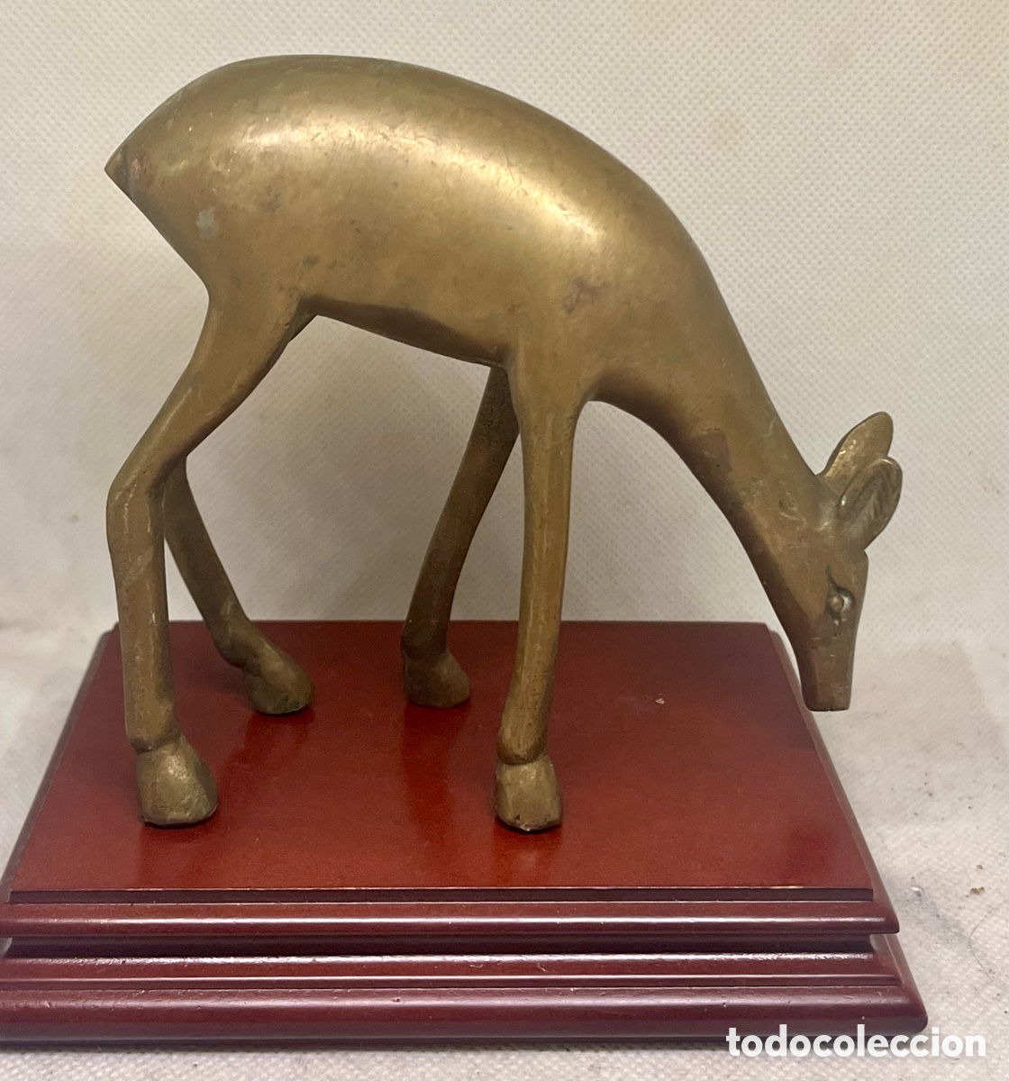 Antig&uuml;edades: FIGURA DE CIERVA DE BRONCE ANTGUA - Foto 1