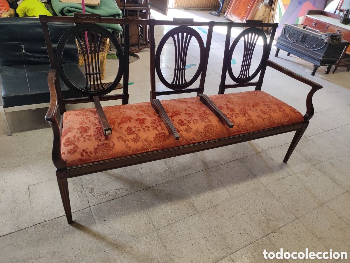 Antig&uuml;edades: Sof&aacute; de tres plazas ingl&eacute;s en caoba - Foto 1