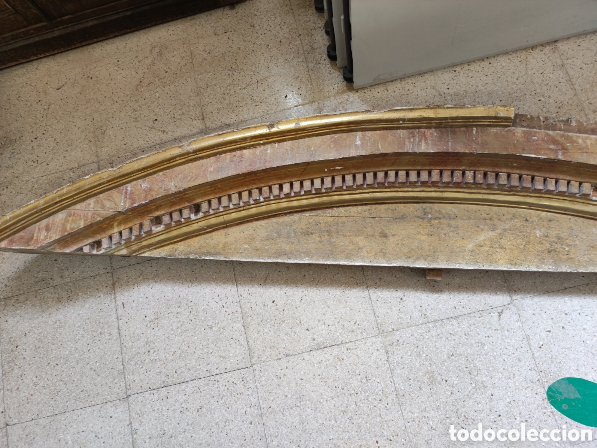 Antig&uuml;edades: Remate de dorado de retablo - Foto 2