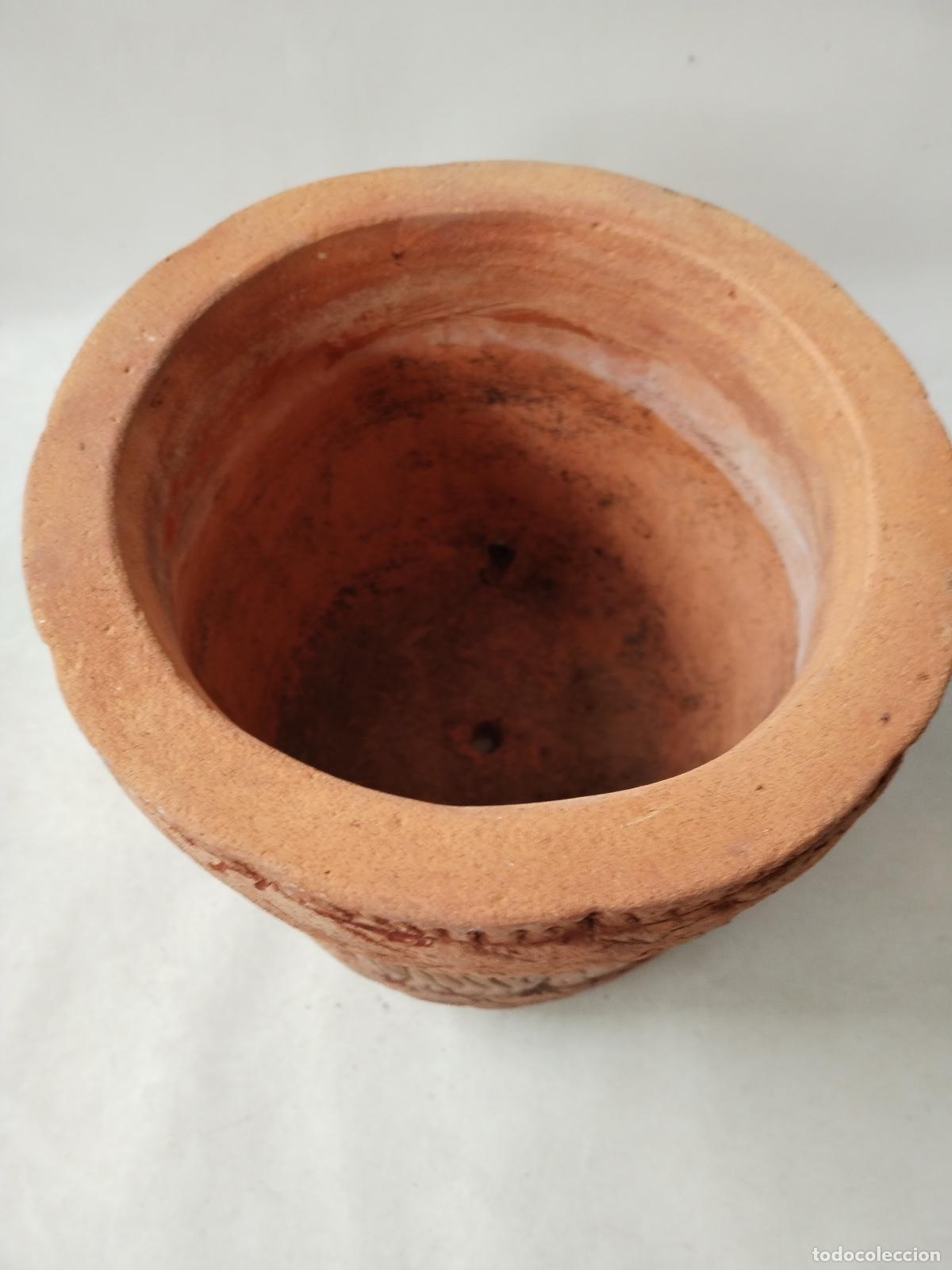 Antig&uuml;edades: macetero grueso de terracota - Foto 4
