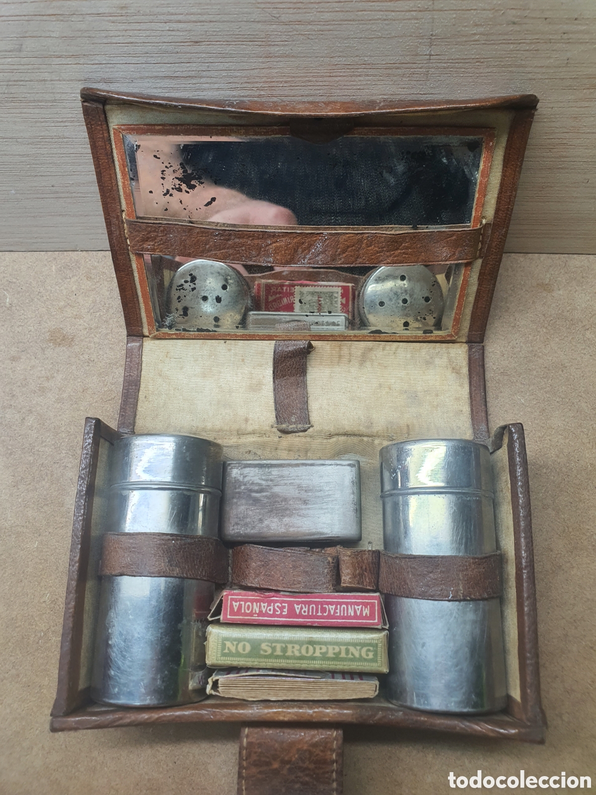 Antig&uuml;edades: ANTIGUO ESTUCHE DE AFEITAR WAGENSBERG c/CUCHILLAS PALMERA PLATINO ACANALADA - M.ESPA&Ntilde;OLA- A&Ntilde;OS 50
