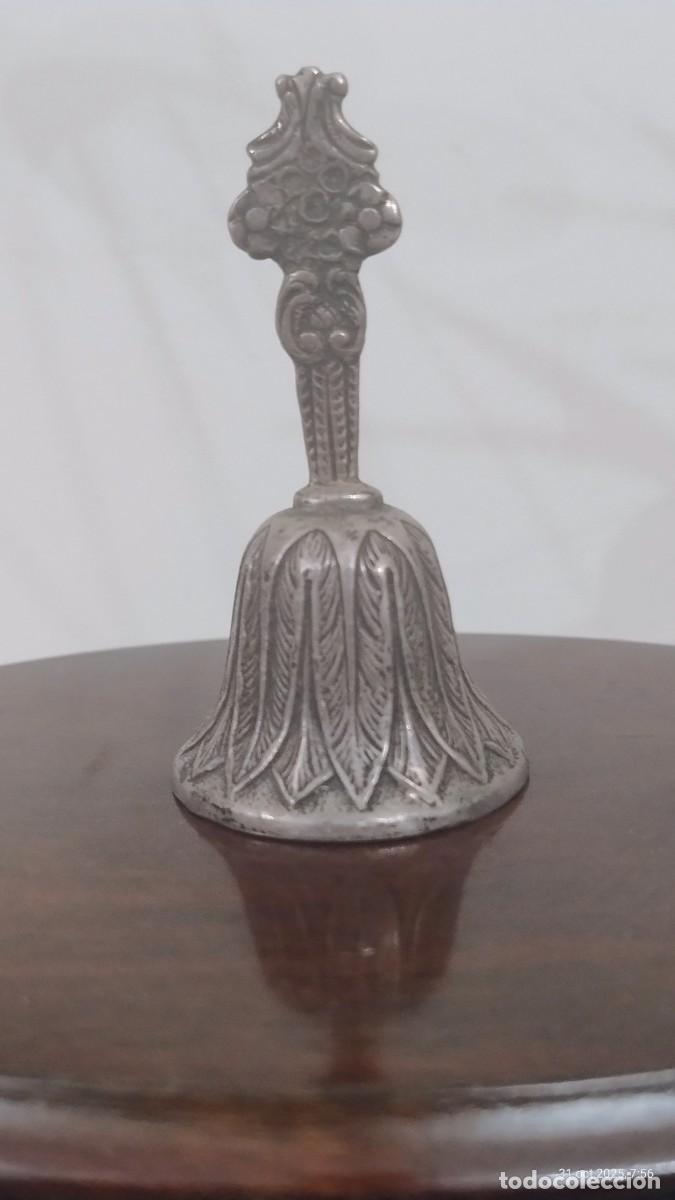 Antig&uuml;edades: CAMPANILLA PLATA CON CONTRASTES - Foto 1